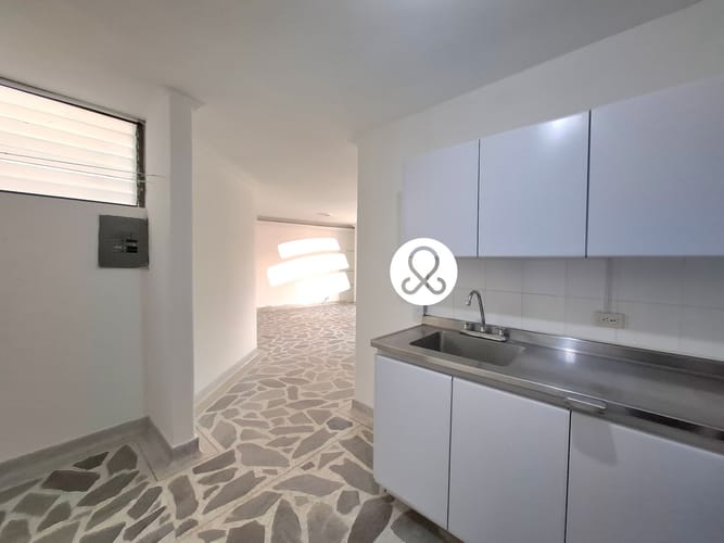 Apartamento de 4 alcobas en venta en Cristobal, Medellín, 96 m² · foto 14 de 24