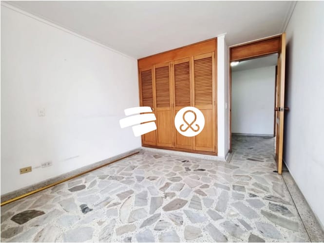 Apartamento de 4 alcobas en venta en Laureles, Medellín, 110 m² · foto 10 de 16