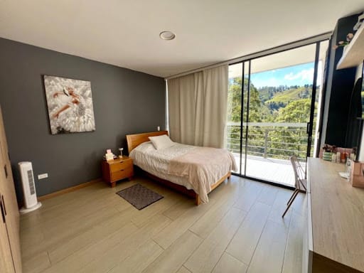 Casa de 5 alcobas en venta en La Doctora, Sabaneta, 400 m² · foto 13 de 24