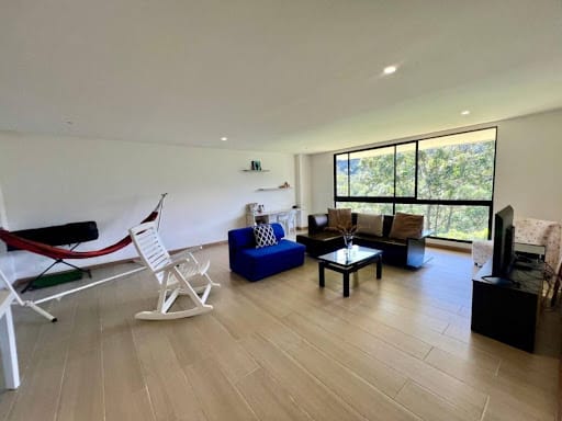 Casa de 5 alcobas en venta en La Doctora, Sabaneta, 400 m² · foto 24 de 24