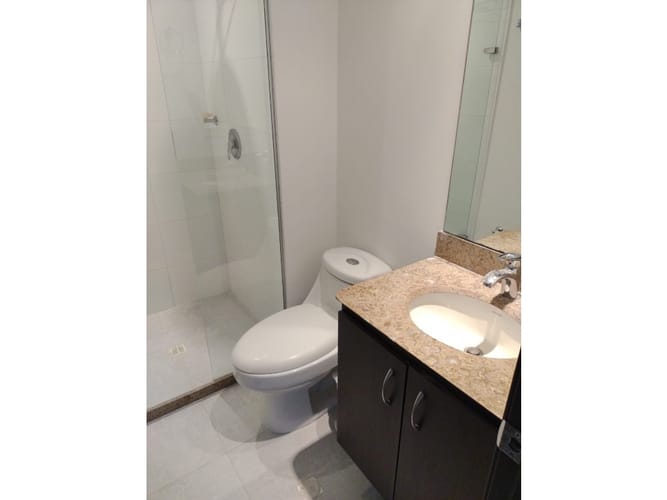 Apartamento de 2 alcobas en venta en Galerias, Bogotá, 64 m² · foto 4 de 5