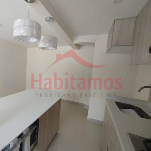 Apartamento de 2 alcobas en arriendo en Cuatro Esquinas, Rionegro, 49 m² · foto 2 de 9