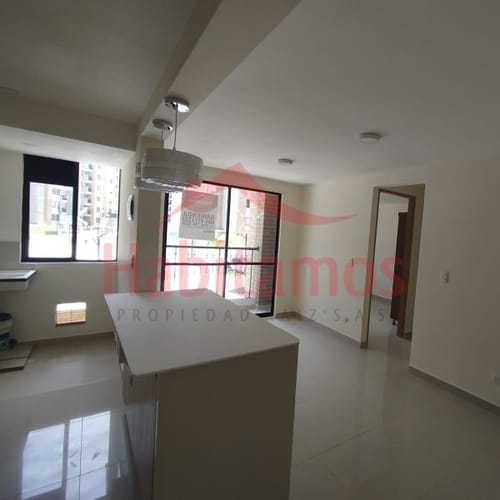Apartamento de 2 alcobas en arriendo en Cuatro Esquinas, Rionegro, 49 m² · foto 3 de 9