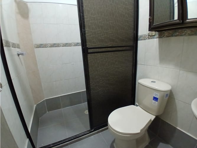 Casa de 4 alcobas en arriendo en Rosales, Medellín, 190 m² · foto 9 de 16