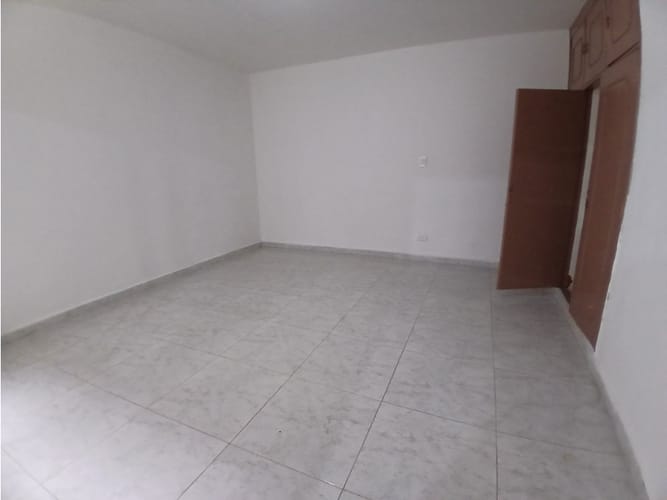 Casa de 4 alcobas en arriendo en Rosales, Medellín, 190 m² · foto 11 de 16