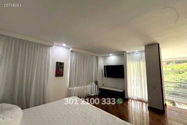 Apartamento de 2 alcobas en venta en El Tesoro, Medellín, 139 m² · foto 21 de 24