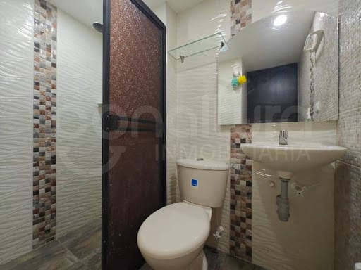 Apartamento de 2 alcobas en arriendo en Los Gomez, Itagüí, 60 m² · foto 9 de 10