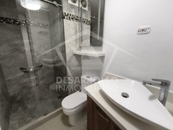 Apartamento de 3 alcobas en arriendo en Camino Verde, Envigado, 120 m² · foto 4 de 9
