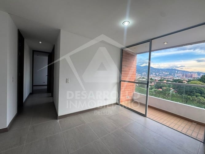 Apartamento de 3 alcobas en venta en Viviendas Del Sur, Medellín, 64 m² · foto 5 de 9