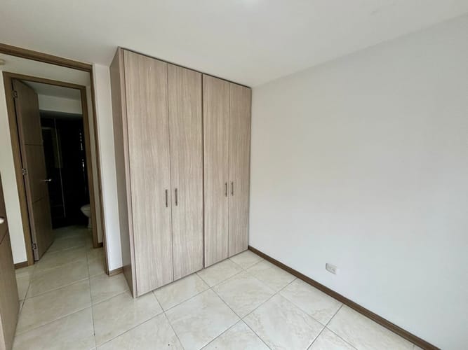 Apartamento de 3 alcobas en arriendo en Valle Del Lili, Cali, 72 m² · foto 9 de 11