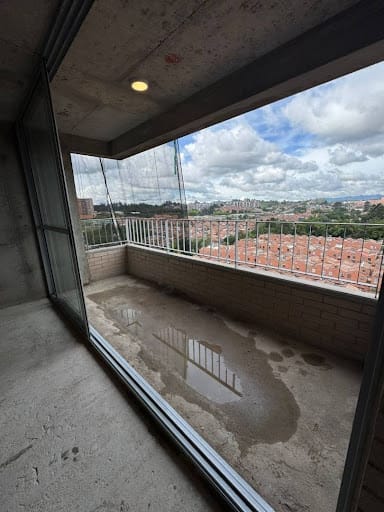 Apartamento de 3 alcobas en venta en Barro Blanco, Rionegro, 68 m² · foto 3 de 9