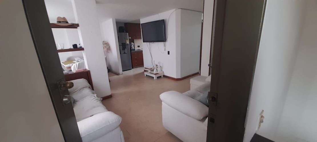 Apartamento de 3 alcobas en venta en Villas De Granada, Bogotá, 67 m² · foto 4 de 19
