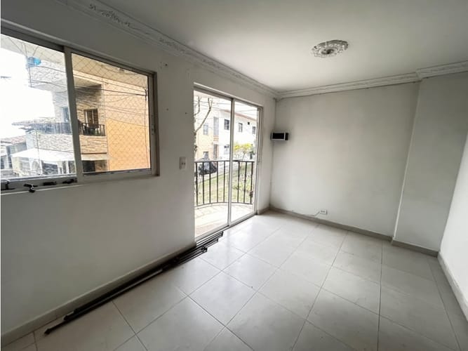 Apartamento de 2 alcobas en arriendo en Cucaracho, Medellín, 50 m² · foto 2 de 13