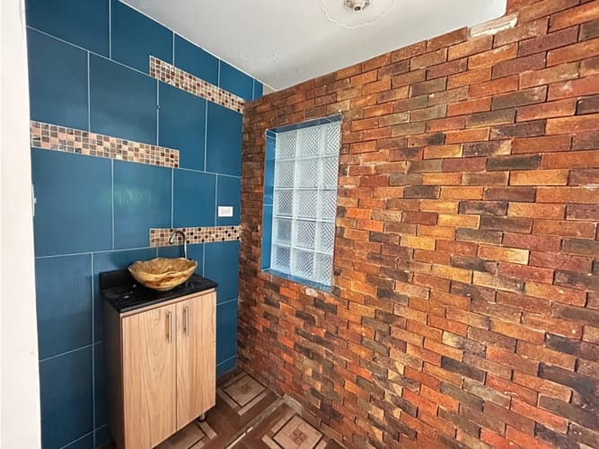 Apartamento de 2 alcobas en arriendo en Cucaracho, Medellín, 50 m² · foto 9 de 13