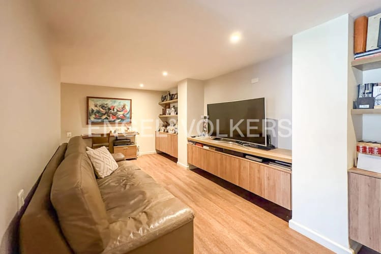 Apartamento de 3 alcobas en venta en Los Rosales, Bogotá, 183 m² · foto 12 de 14
