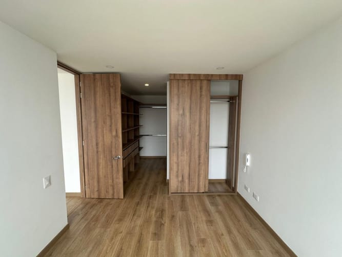 Apartamento de 3 alcobas en venta en Balcones Del Salitre, Bogotá, 97 m² · foto 11 de 19