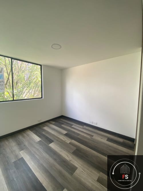 Apartamento de 4 alcobas en arriendo en Asomadera No.2, Medellín, 105 m² · foto 5 de 16
