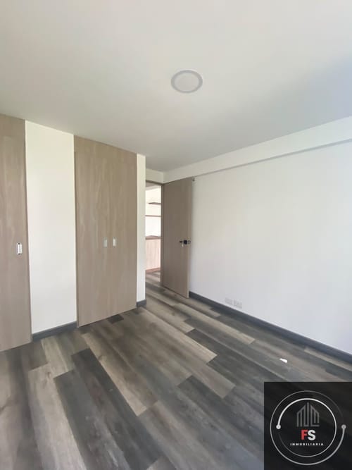 Apartamento de 4 alcobas en arriendo en Asomadera No.2, Medellín, 105 m² · foto 9 de 16