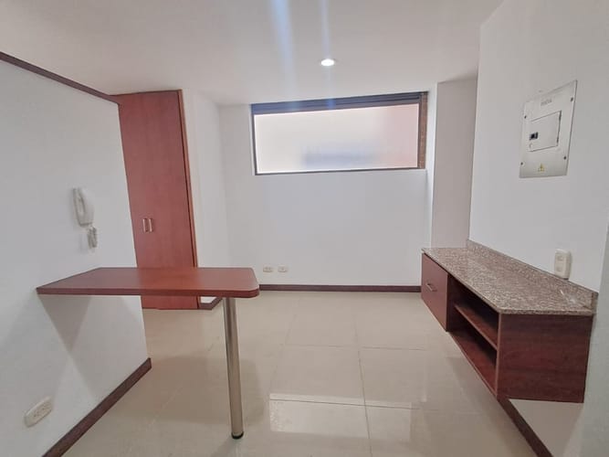 Apartaestudio en arriendo en La Floresta, Medellín, 33 m² · foto 2 de 16