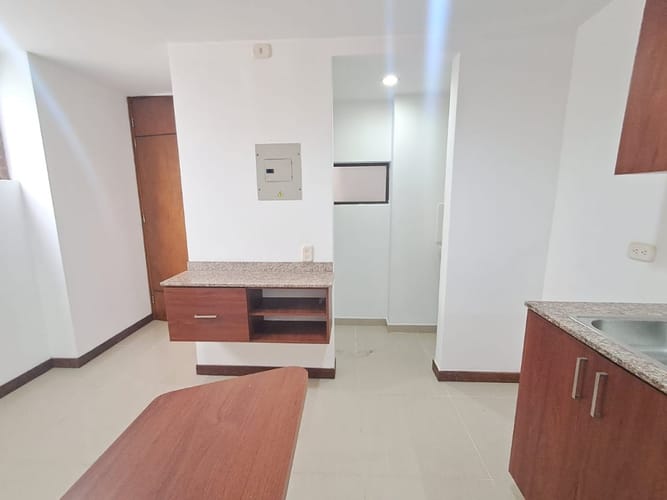 Apartaestudio en arriendo en La Floresta, Medellín, 33 m² · foto 3 de 16