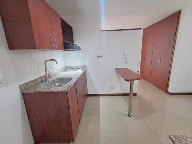 Apartaestudio en arriendo en La Floresta, Medellín, 33 m² · foto 6 de 16