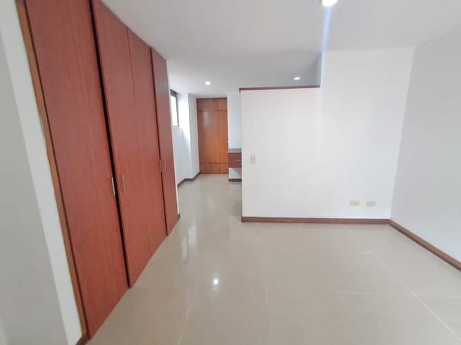 Apartaestudio en arriendo en La Floresta, Medellín, 33 m² · foto 14 de 16