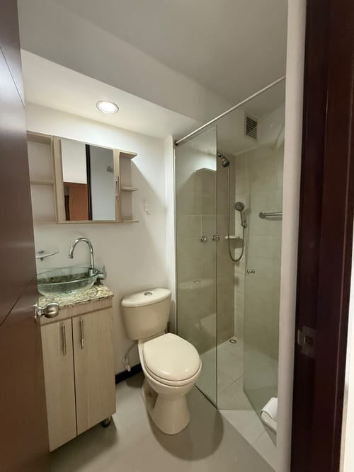 Apartamento de 3 alcobas en venta en Cabañas, Bello, 70 m² · foto 18 de 18