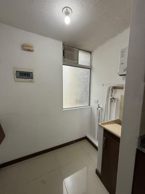 Apartamento de 3 alcobas en venta en Cabañas, Bello, 70 m² · foto 16 de 18