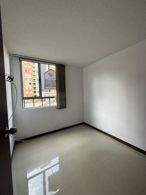Apartamento de 3 alcobas en venta en Cabañas, Bello, 70 m² · foto 15 de 18