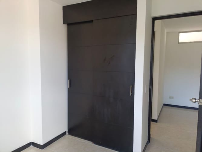 Apartamento de 3 alcobas en arriendo en Belén, Medellín, 90 m² · foto 9 de 16