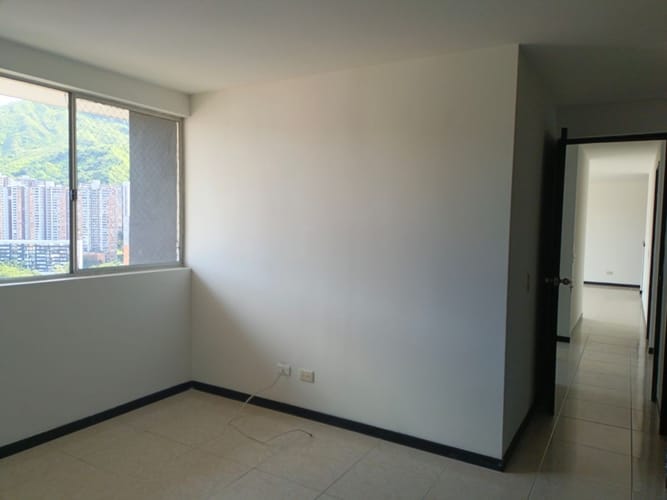 Apartamento de 3 alcobas en arriendo en Belén, Medellín, 90 m² · foto 13 de 16