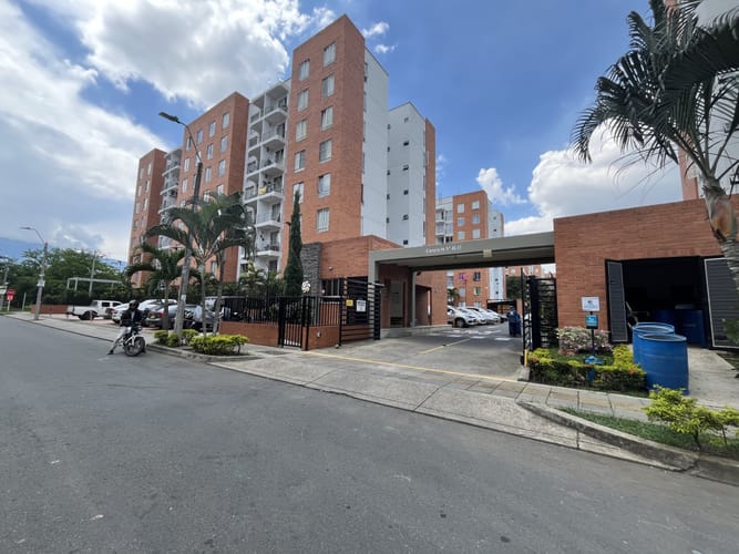 Apartamento de 2 alcobas en arriendo en Valle Del Lili, Cali, 60 m² · foto 2 de 24
