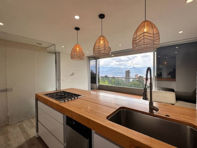 Apartamento de 1 alcoba en arriendo en El Poblado, Medellín, 68 m² · foto 4 de 14