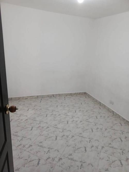 Apartaestudio en arriendo en Monteclaro, Medellín, 32 m² · foto 9 de 10