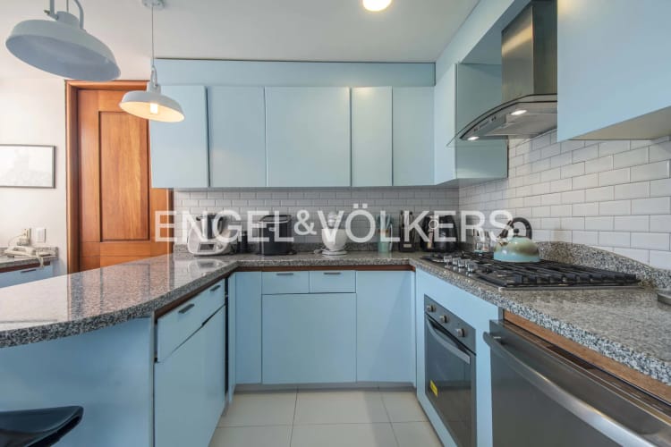 Apartamento de 4 alcobas en venta en Los Rosales, Bogotá, 251 m² · foto 7 de 22
