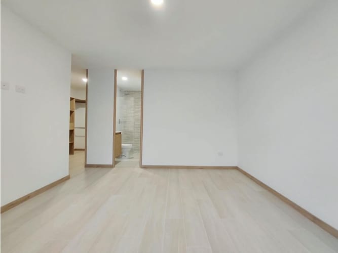 Apartamento de 2 alcobas en arriendo en Camino Verde, Envigado, 80 m² · foto 17 de 24
