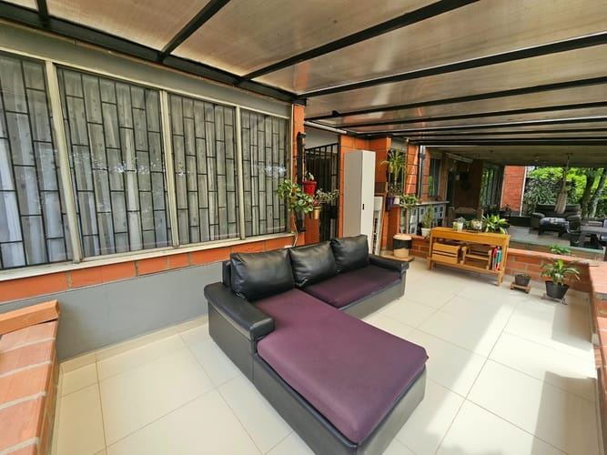 Apartamento de 3 alcobas en arriendo en Antonio Nariño, Medellín, 70 m² · foto 2 de 18