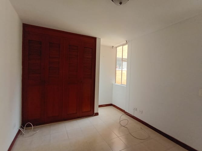 Apartamento de 2 alcobas en venta en La America, Medellín, 55 m² · foto 5 de 19