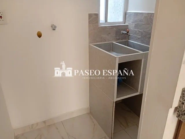 Apartamento de 3 alcobas en arriendo en El Poblado, Girón, 50 m² · foto 3 de 9