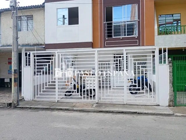 Apartamento de 3 alcobas en arriendo en El Poblado, Girón, 50 m² · foto 9 de 9