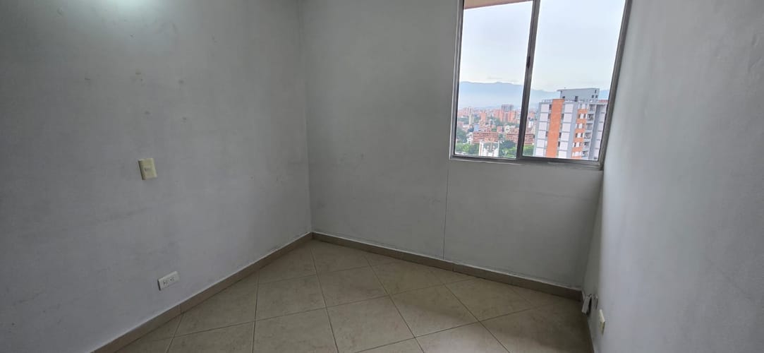 Apartamento de 3 alcobas en venta en Calasanz, Medellín, 75 m² · foto 18 de 24