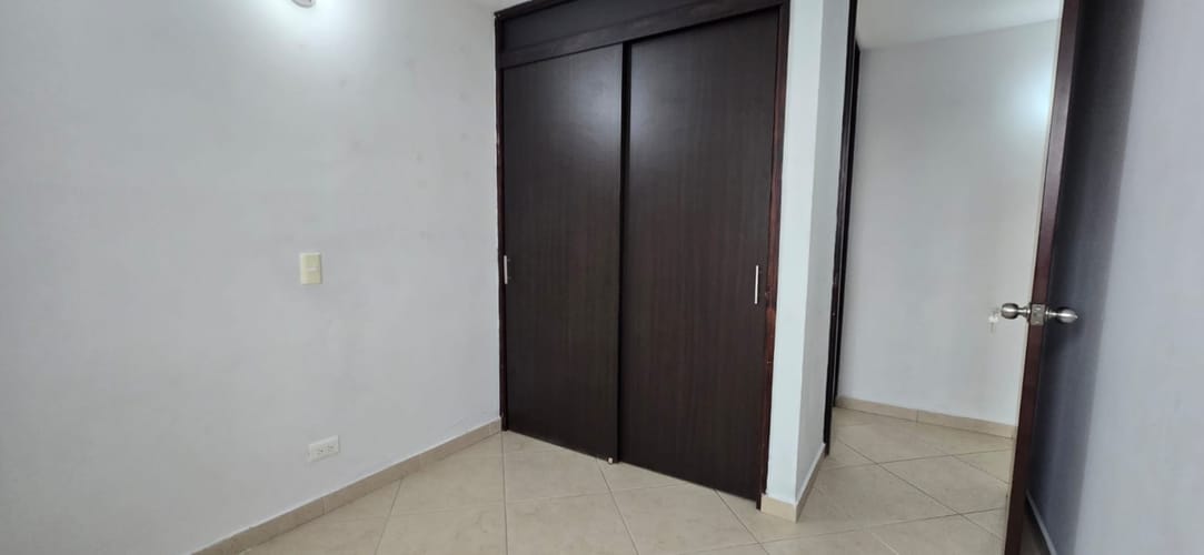 Apartamento de 3 alcobas en venta en Calasanz, Medellín, 75 m² · foto 19 de 24