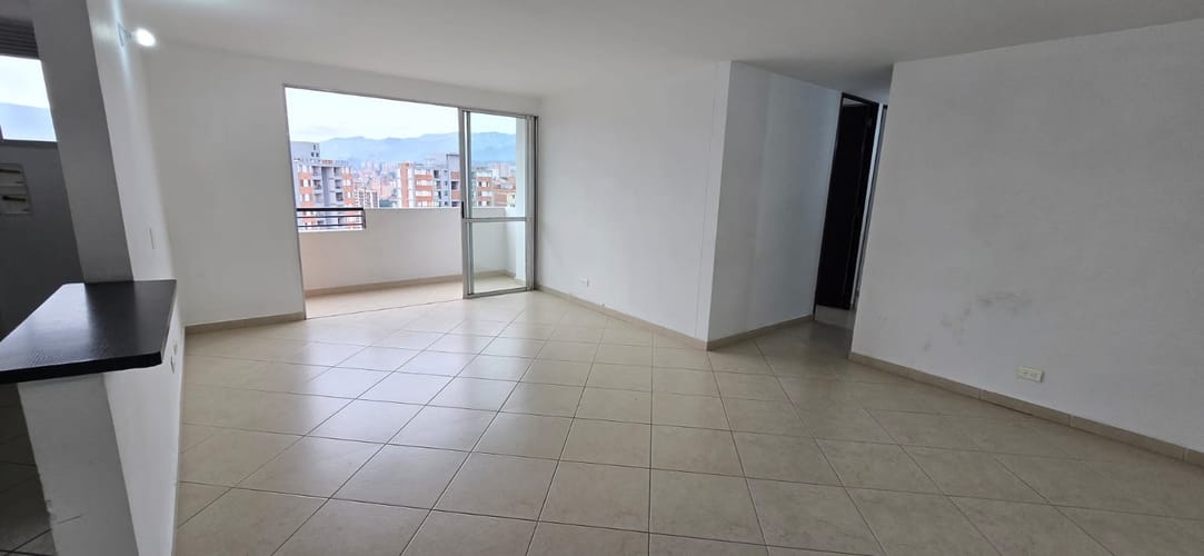 Apartamento de 3 alcobas en venta en Calasanz, Medellín, 75 m² · foto 4 de 24