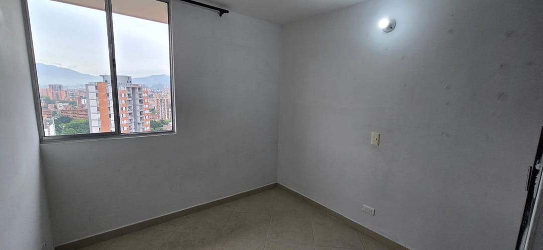 Apartamento de 3 alcobas en venta en Calasanz, Medellín, 75 m² · foto 16 de 24