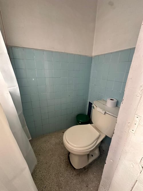 Apartamento de 2 alcobas en venta en Campo Valdes No.1, Medellín, 76 m² · foto 10 de 12