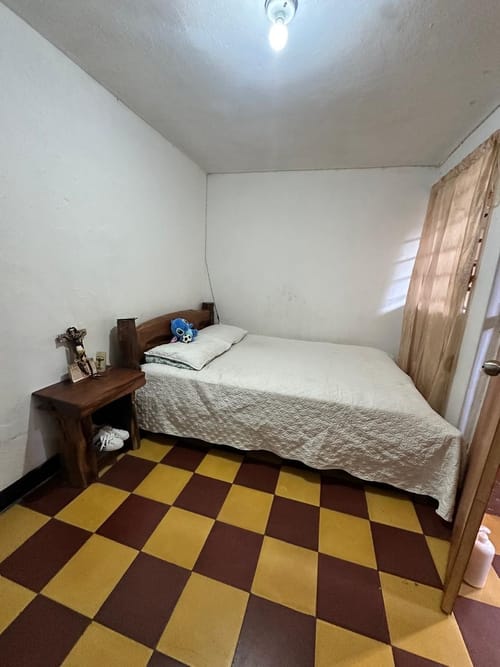 Apartamento de 2 alcobas en venta en Campo Valdes No.1, Medellín, 76 m² · foto 8 de 12