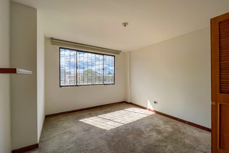 Apartamento de 3 alcobas en venta en Niza, Bogotá, 130 m² · foto 4 de 10