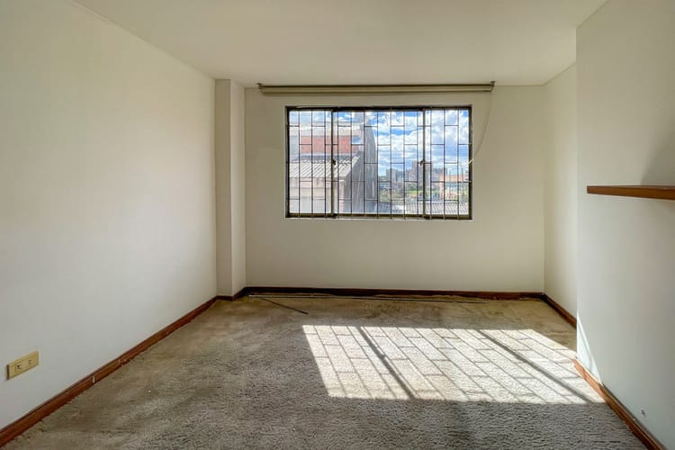 Apartamento de 3 alcobas en venta en Niza, Bogotá, 130 m² · foto 9 de 10