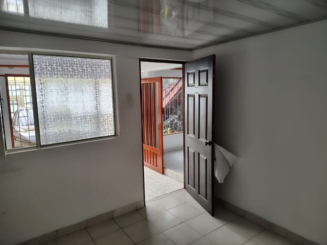 Casa de 7 alcobas en venta en Madelena, Bogotá, 256 m² · foto 5 de 24