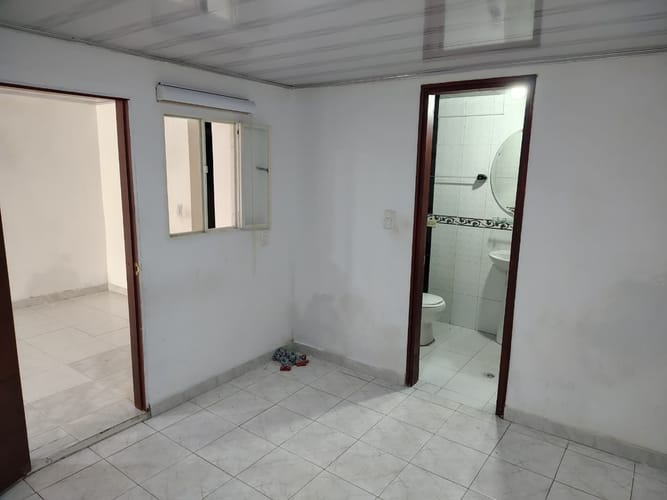 Casa de 7 alcobas en venta en Madelena, Bogotá, 256 m² · foto 8 de 24